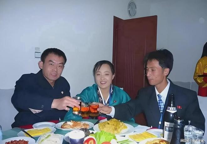 一天三顿都吃啥：玉米饭、泡菜、大酱汤开元ky棋牌作为我们邻居普通朝鲜人(图4)