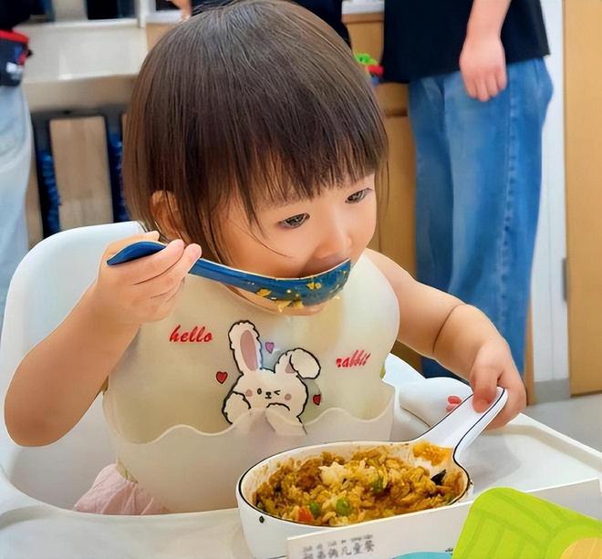 毒？重金属超标危害健康看你家有没有开元棋牌遭曝光的“釉上彩碗”有多(图5)