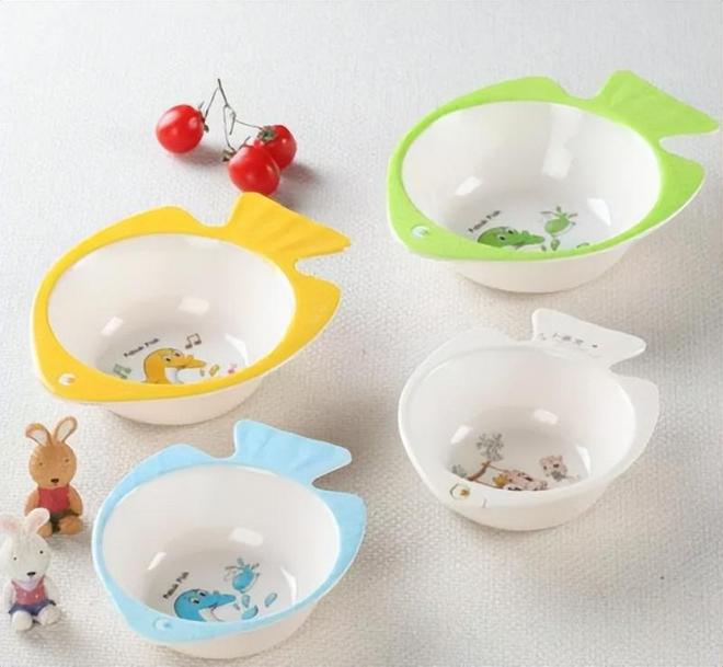 毒？重金属超标危害健康看你家有没有开元棋牌遭曝光的“釉上彩碗”有多(图11)